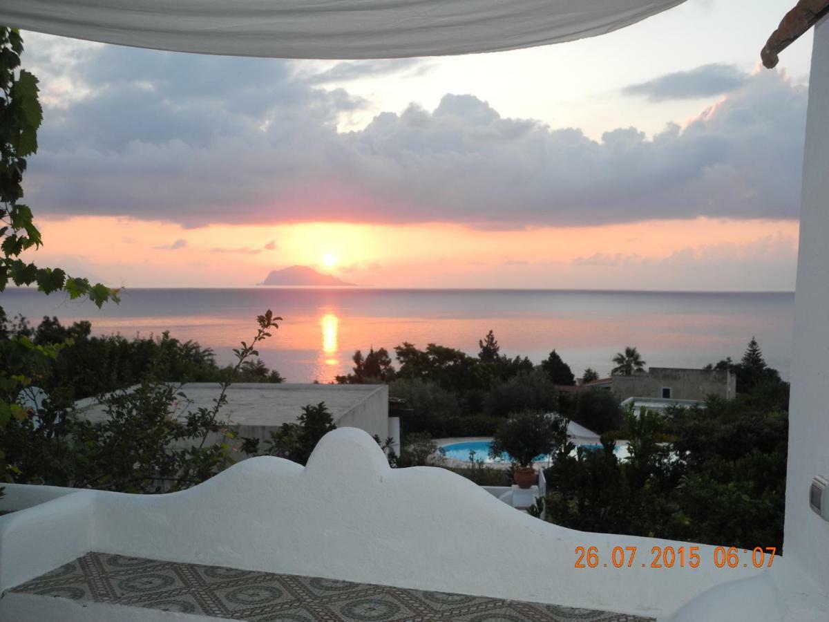 Bed and Breakfast Note Di Salina Santa Marina Salina Exterior foto