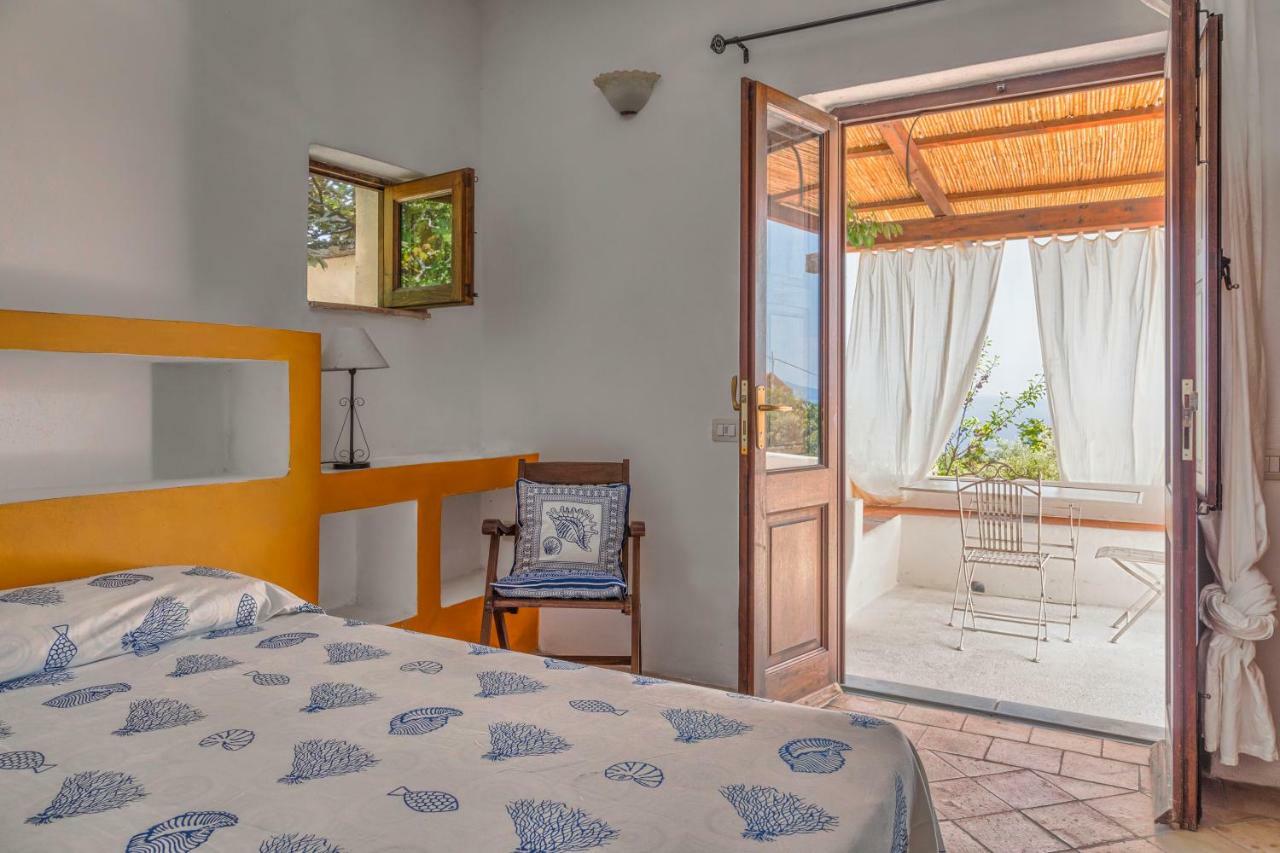 Bed and Breakfast Note Di Salina Santa Marina Salina Exterior foto