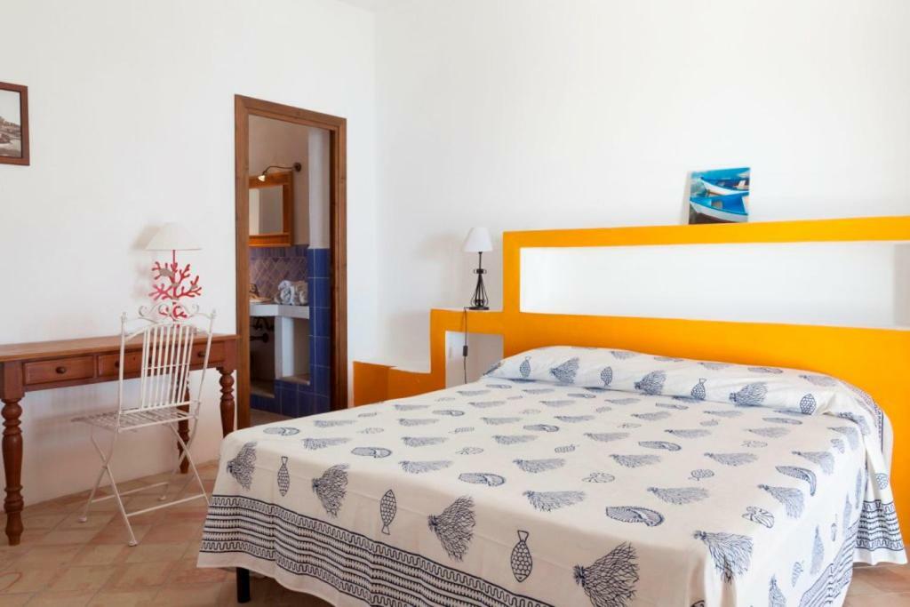 Bed and Breakfast Note Di Salina Santa Marina Salina Exterior foto